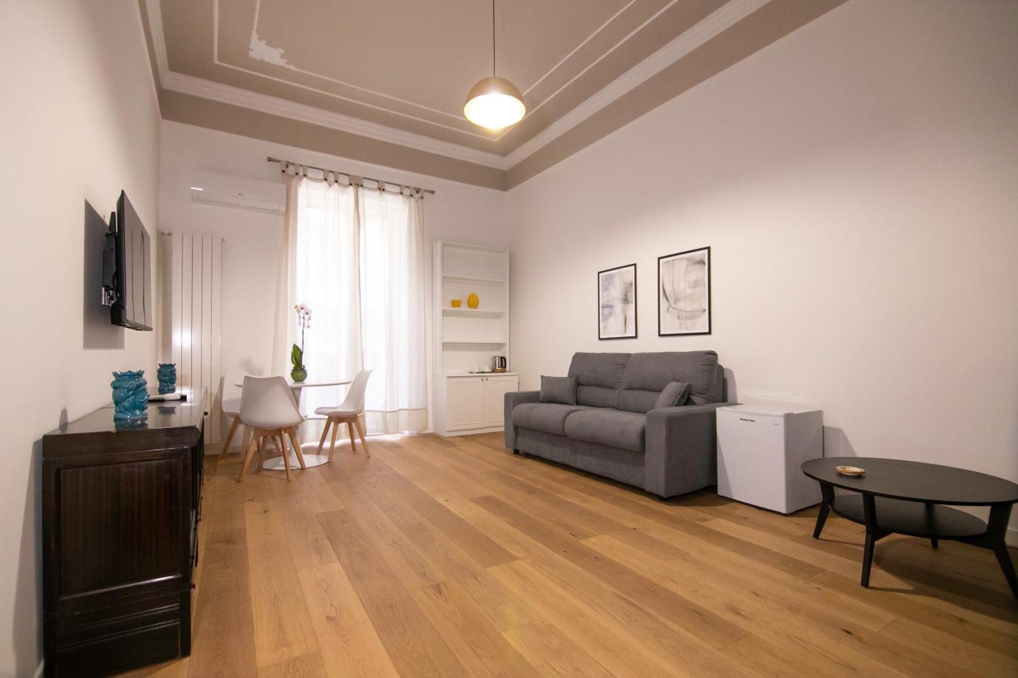 Villareale47 Luxury Suites & Rooms ปาแลร์โม ภายนอก รูปภาพ
