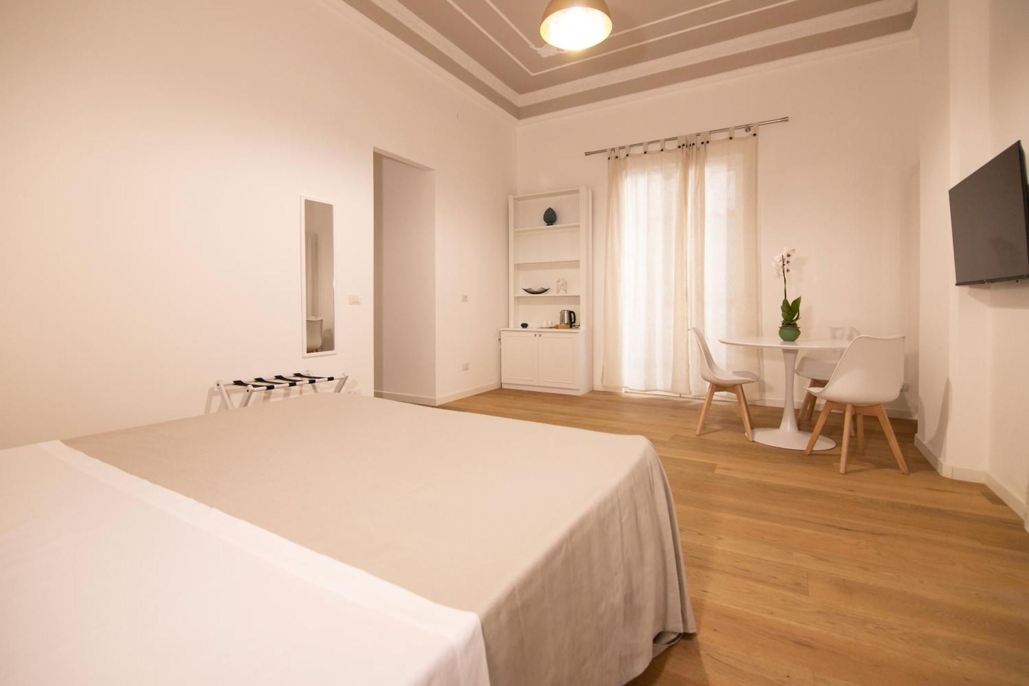 Villareale47 Luxury Suites & Rooms ปาแลร์โม ภายนอก รูปภาพ