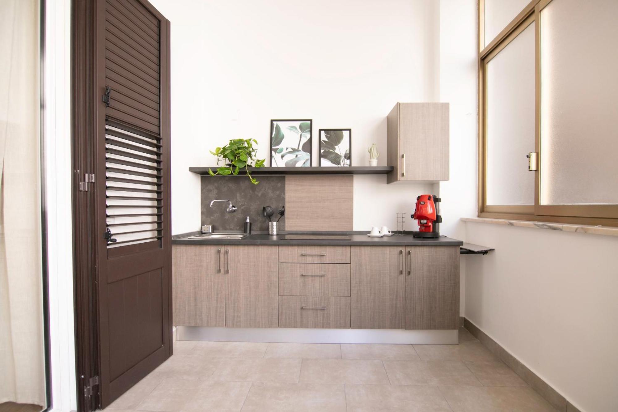 Villareale47 Luxury Suites & Rooms ปาแลร์โม ภายนอก รูปภาพ